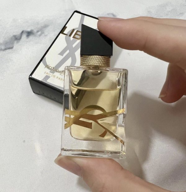 عطر ادکلن ایو سن لورن لیبره زنانه | Yves Saint Laurent Libre - Image 4