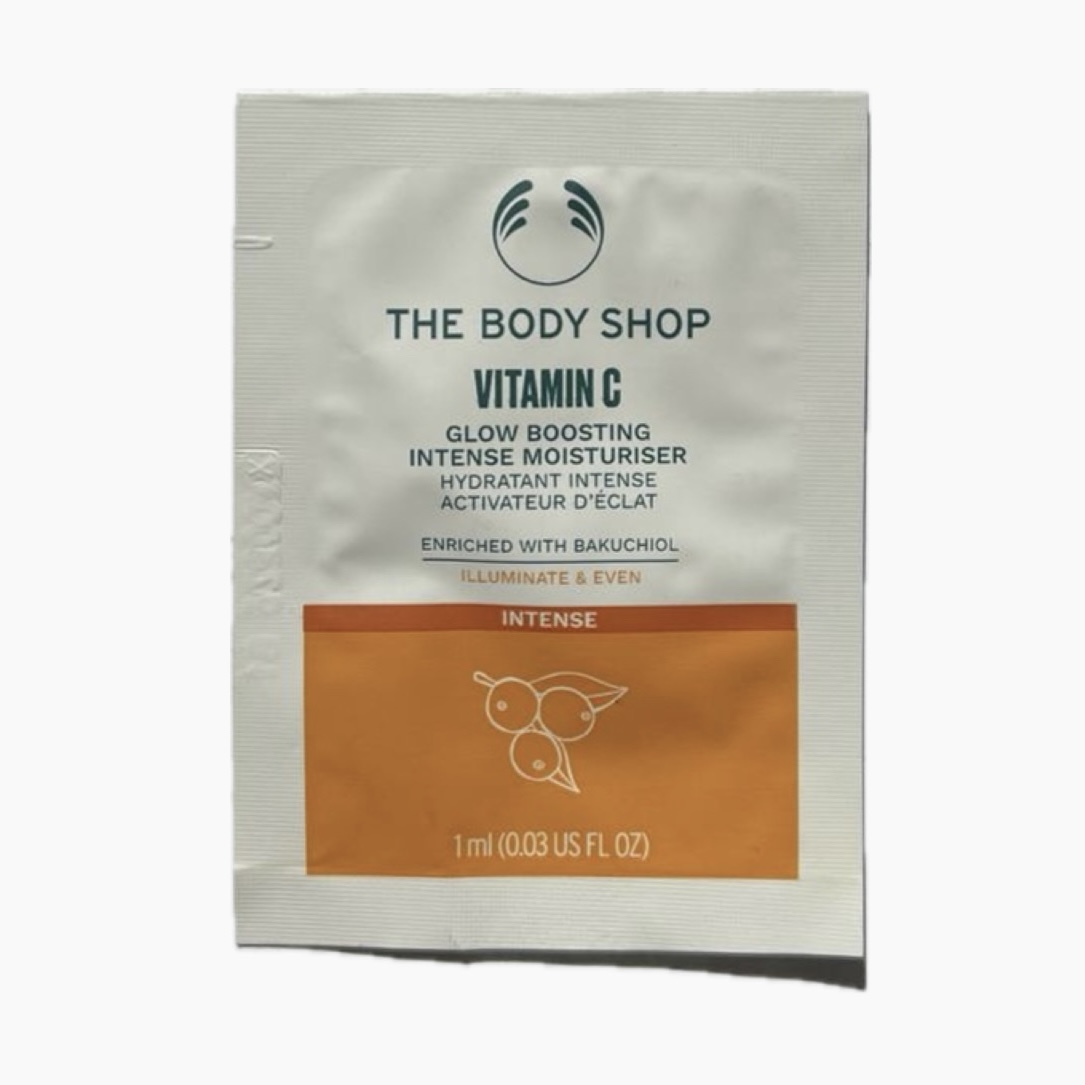 تست کرم آبرسان و روشنکننده ویتامین C بادی شاپ (The Body Shop Vitamin C Glow Boosting Intense Moisturiser) 1 تست کرم آبرسان و روشنکننده ویتامین C بادی شاپ (The Body Shop Vitamin C Glow Boosting Intense Moisturiser)